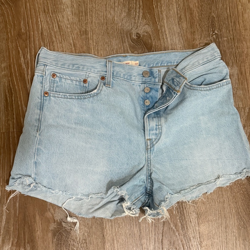 Levi’s Wedgie Short